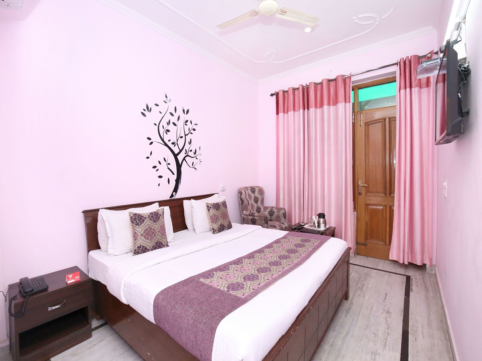 Oyo 6463 Hotel Dove Chandīgarh Eksteriør billede