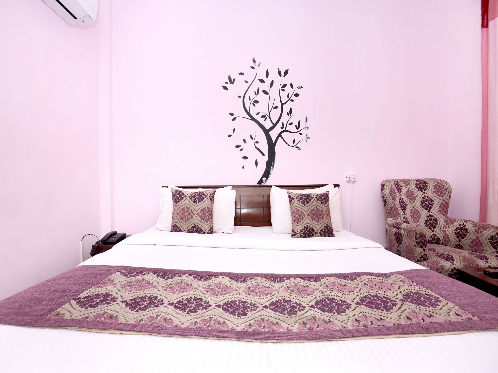 Oyo 6463 Hotel Dove Chandīgarh Eksteriør billede